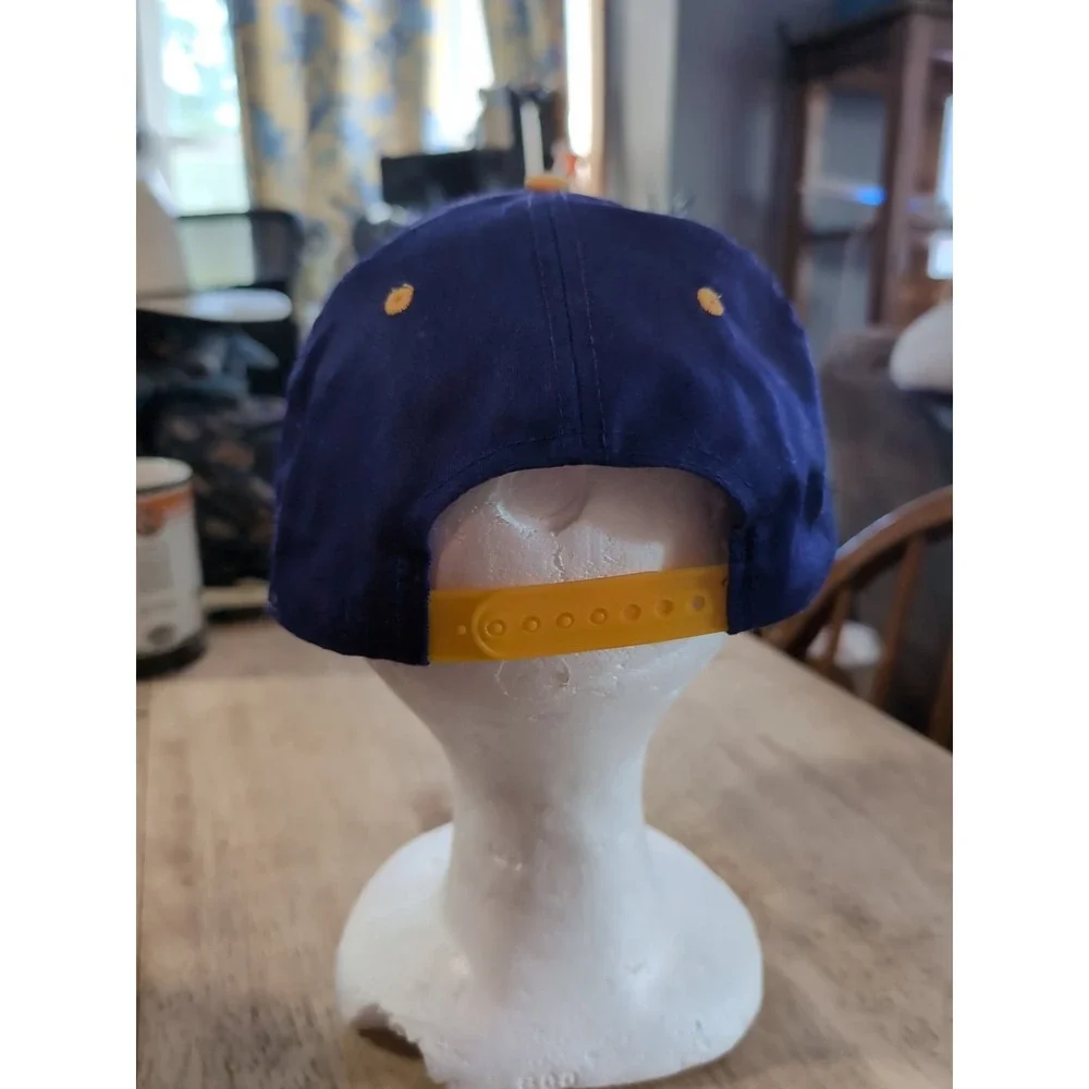 Minnesota Vikings Light Up Logo Cap. NHL Strapback. Logo 7.‎ Works! Needs 9v